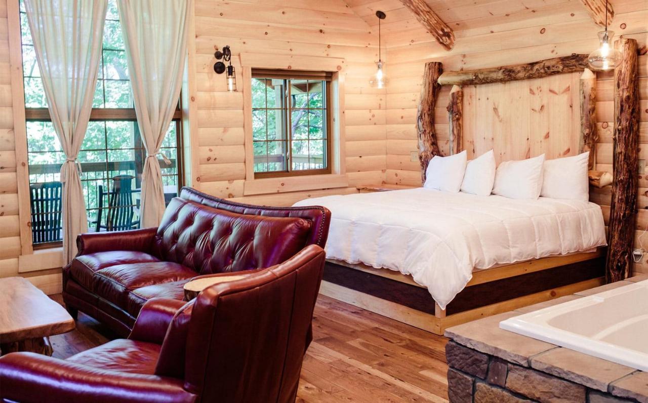 Cricket Hill Treehouse By Amish Country Lodging Millersburg Zewnętrze zdjęcie
